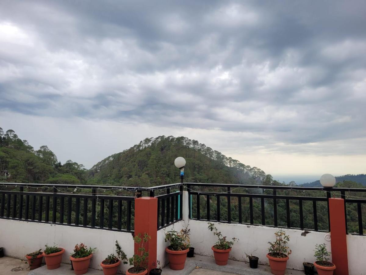 Sh Sunset Resort Nainital Buitenkant foto